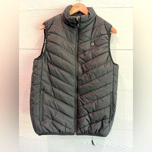 Heated puffer vest Size XL fits like M/L
